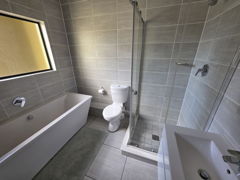 Modern First-Floor Apartment – Kikuyu Waterfall Estate - Photo 7
