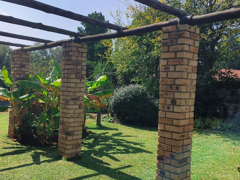 3 BEDROOM HOME FOR SALE A FAMILY LIVING AND ENTERTAINMENT IN STILFONTEIN CLOSE TO THE MALL!! - Photo 9