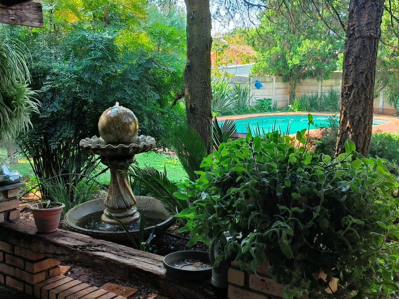 3 BEDROOM HOME FOR SALE A FAMILY LIVING AND ENTERTAINMENT IN STILFONTEIN CLOSE TO THE MALL!! - Photo 8