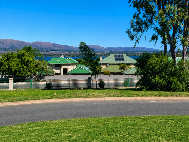 Prime Vacant Land for Sale in Kosmos Ridge, Hartbeespoort! - Photo 3
