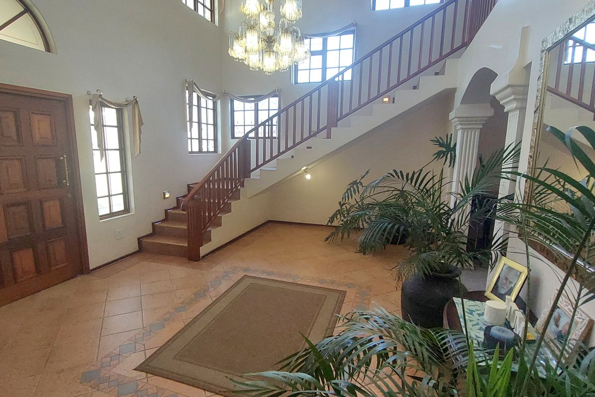 Live the Luxury! - Photo 4