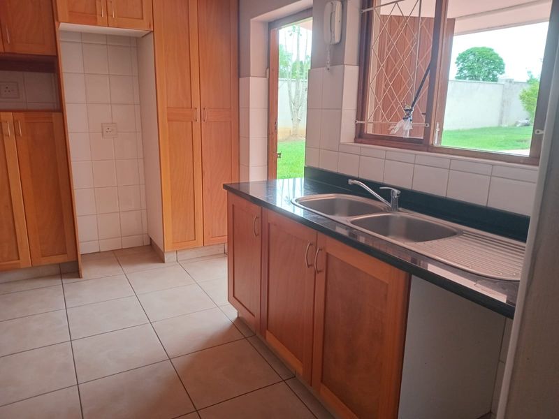 Bellevue - House To Let - Photo 8