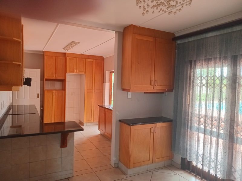 Bellevue - House To Let - Photo 7