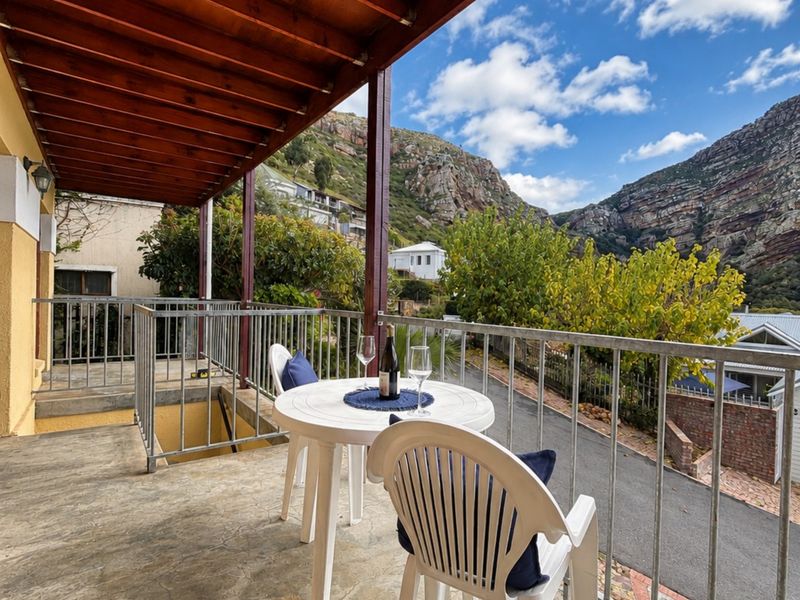 A Hidden Sanctuary at the Foot of the Mountain - Photo 5