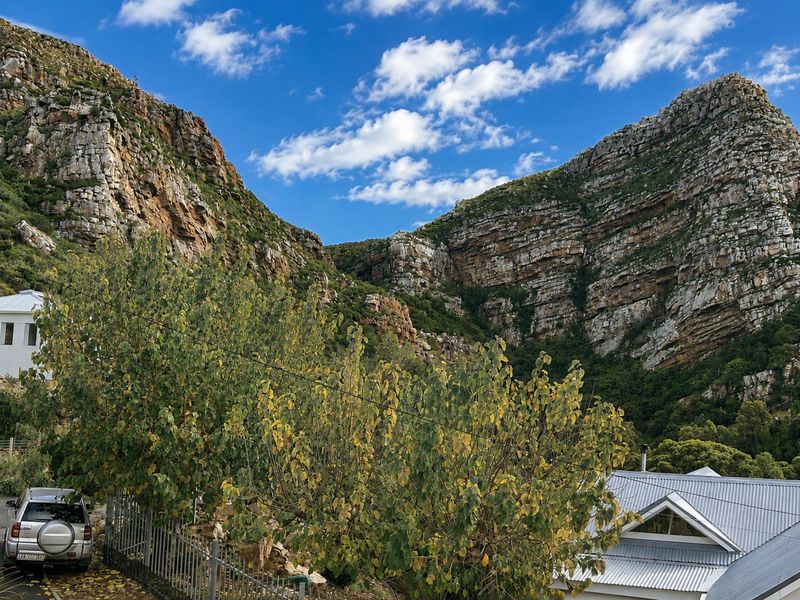 A Hidden Sanctuary at the Foot of the Mountain - Photo 6