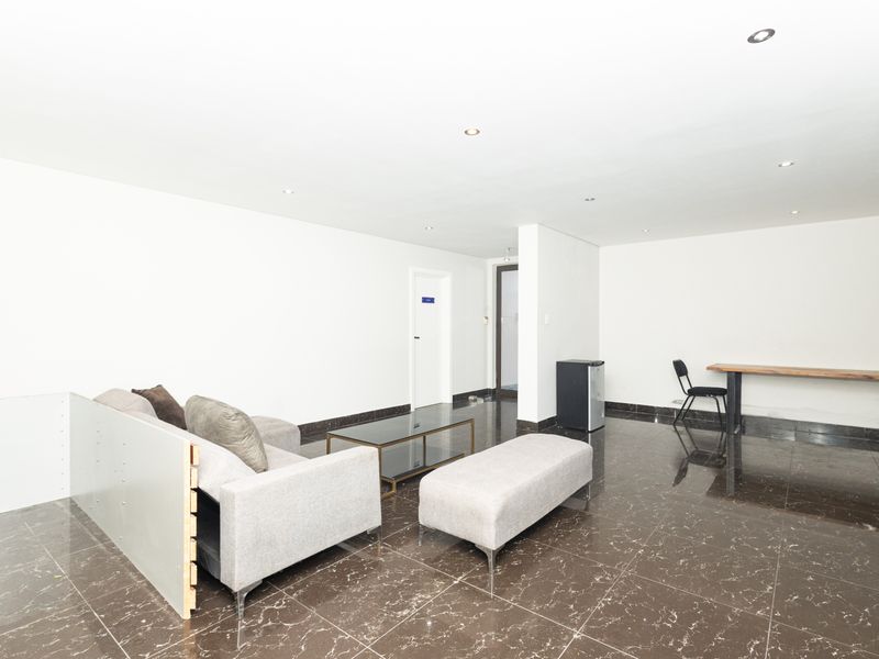 Ultra-Spacious 4 Bedroom Family Home with Exceptional Versatility! - Photo 3