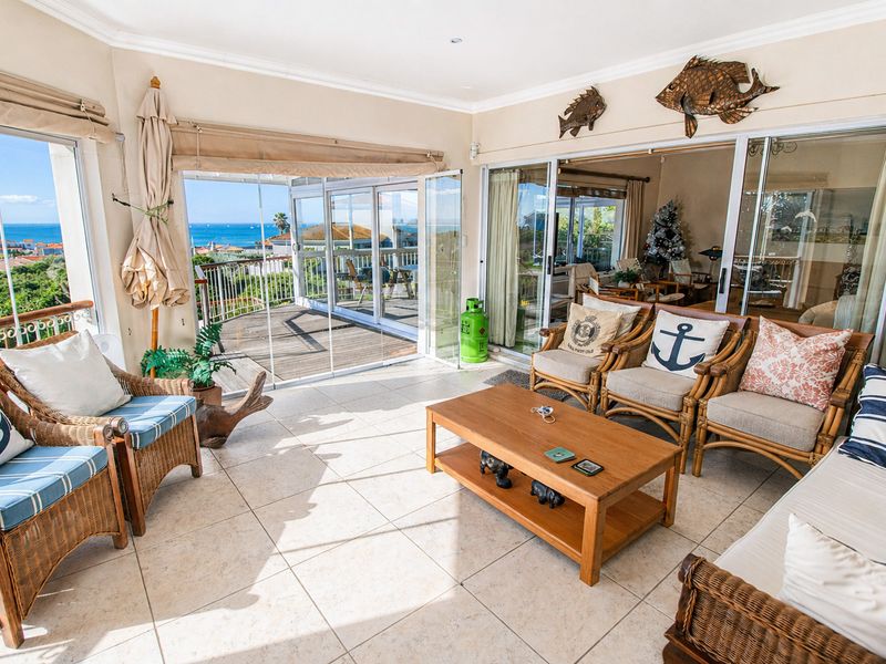 Coastal Comfort & Tranquillity in Santareme – Semi Long-Term Rental with Sea Views - Photo 5