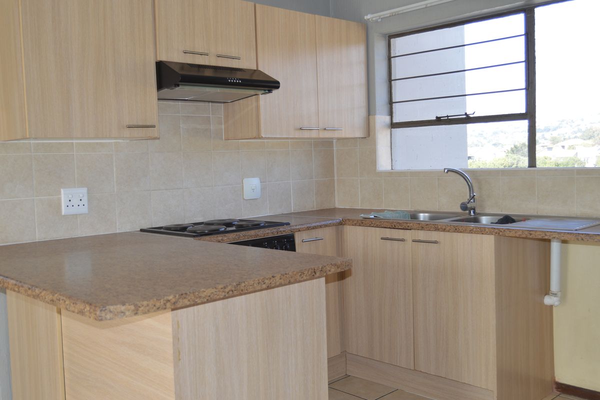 Neat Unit in Popular Complex - Photo 4