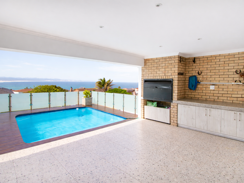 Refined Coastal Elegance in a Prime Jeffreys Bay Setting - Photo 9