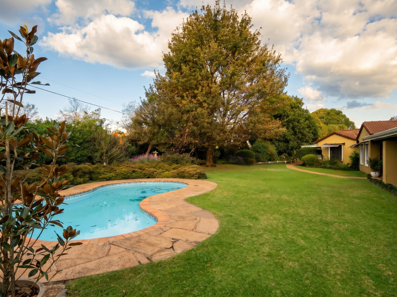 Large Family Home and More - Photo 2
