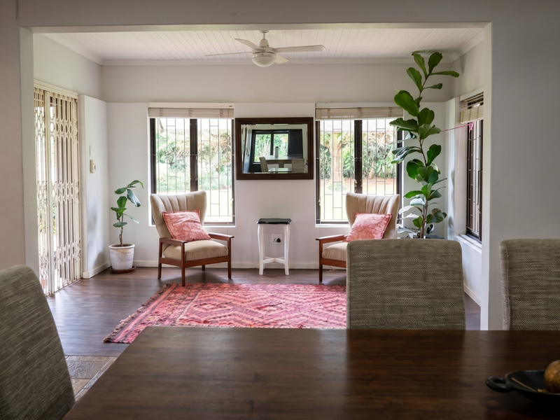 Large Family Home and More - Photo 5