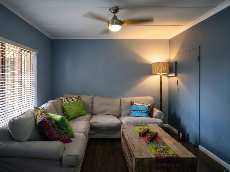 Large Family Home and More - Photo 10