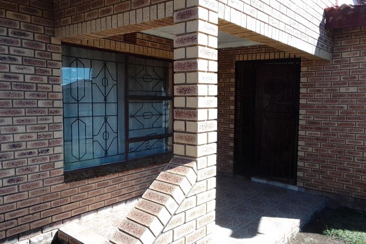 Exclusive Mandate – Great Investment Opportunity in Osizweni. - Photo 5