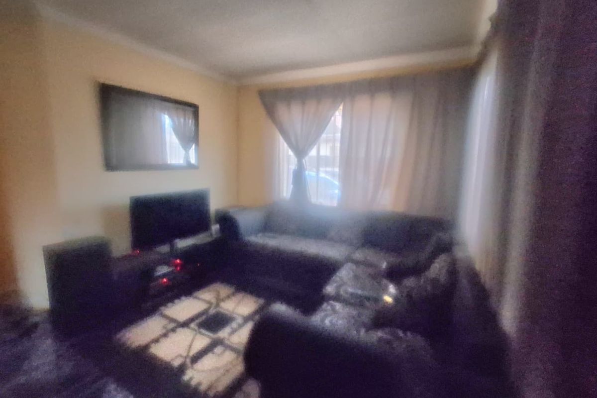 Affordable Home - Photo 4