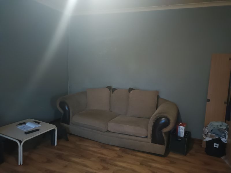 Great Investment Opportunity – Multi-Unit Income Generating Property - Photo 3
