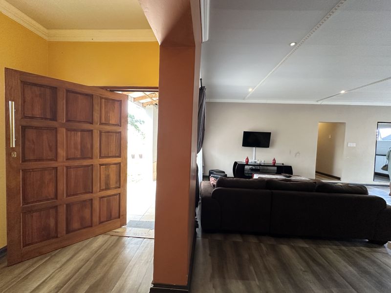 Live The Lifestyle, Love The Address - Your Next Chapter Starts Here! - Photo 3