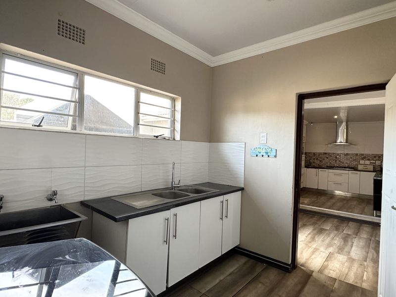 Live The Lifestyle, Love The Address - Your Next Chapter Starts Here! - Photo 9
