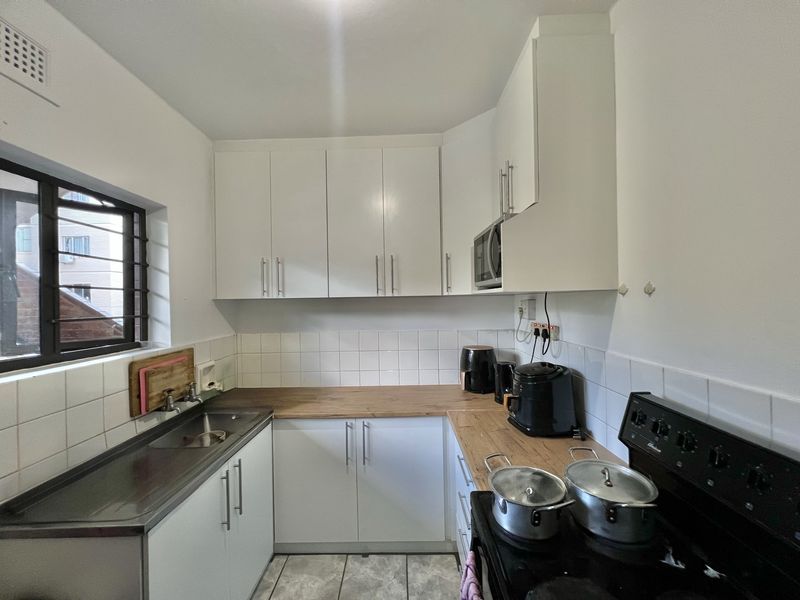 Musgrave Three Bedroom Flat Investment - Photo 5