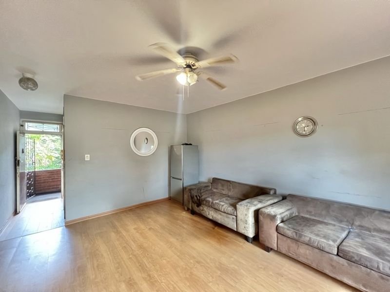 Musgrave Three Bedroom Flat Investment - Photo 7