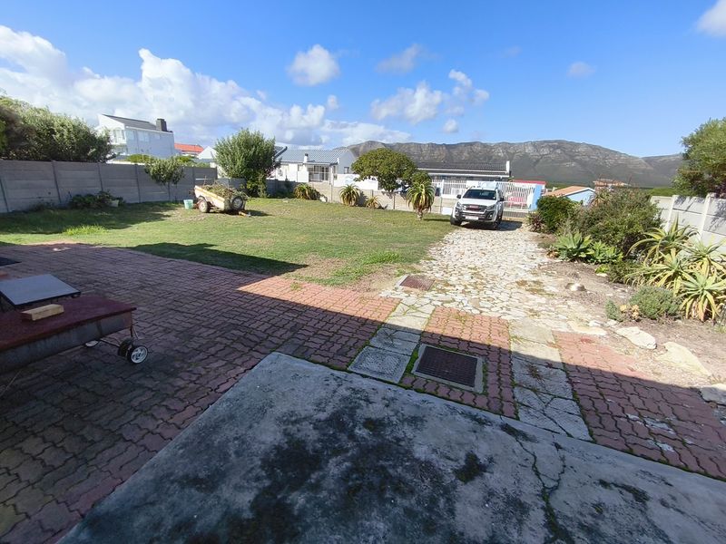 House For Sale In Gansbaai - Photo 4