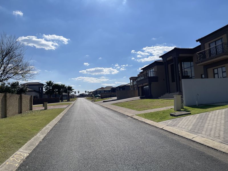 Vacant Land For Sale in Eligwa Estate. - Photo 8