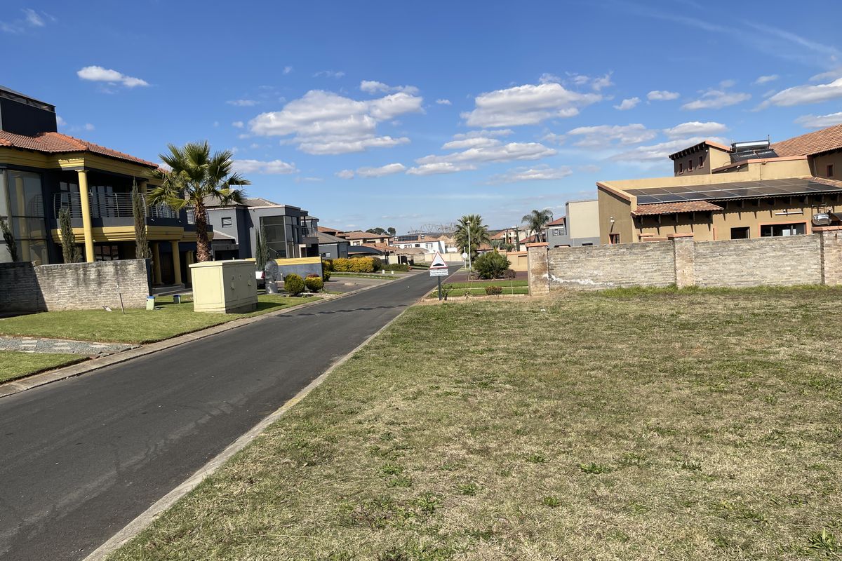 An exceptional opportunity to build your dream home. - Photo 2