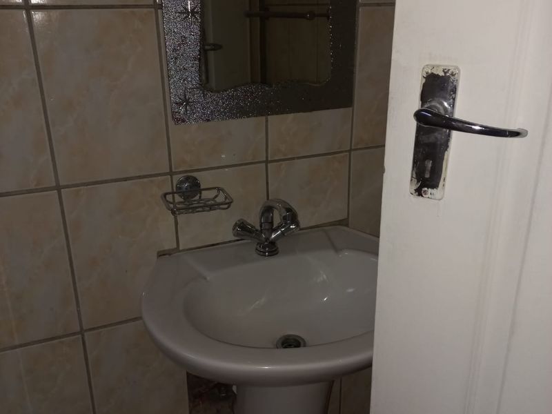 3 Bedroom House for Sale - Photo 10