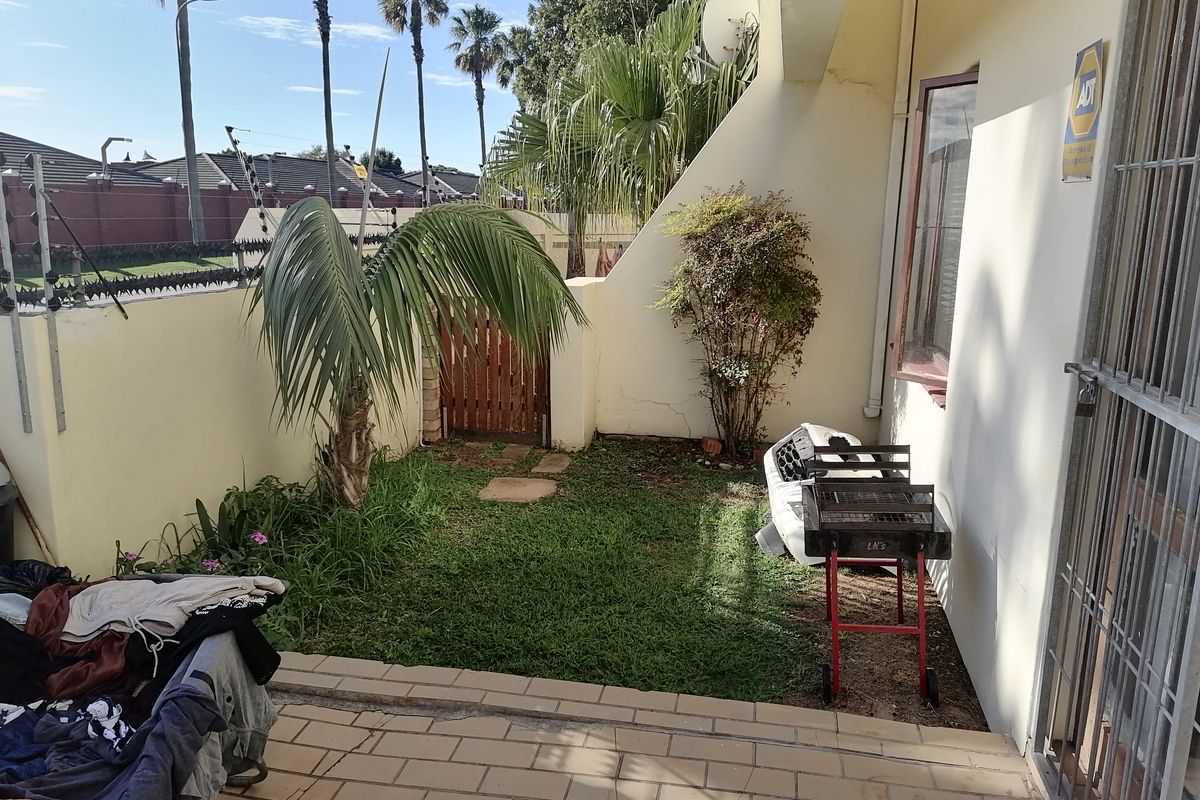 The Meadows - R1 100 000 - Photo 2