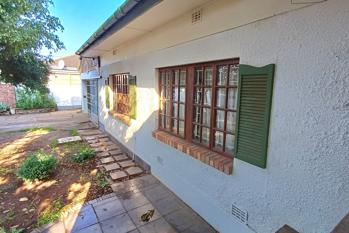 House for Sale in Despatch Central - Photo 5