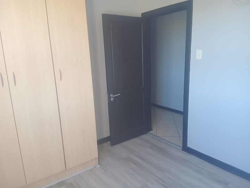 Stylish, Secure & Designed for Easy Living - Photo 6
