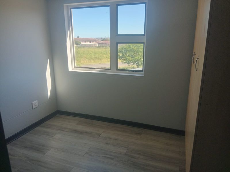 Stylish, Secure & Designed for Easy Living - Photo 7