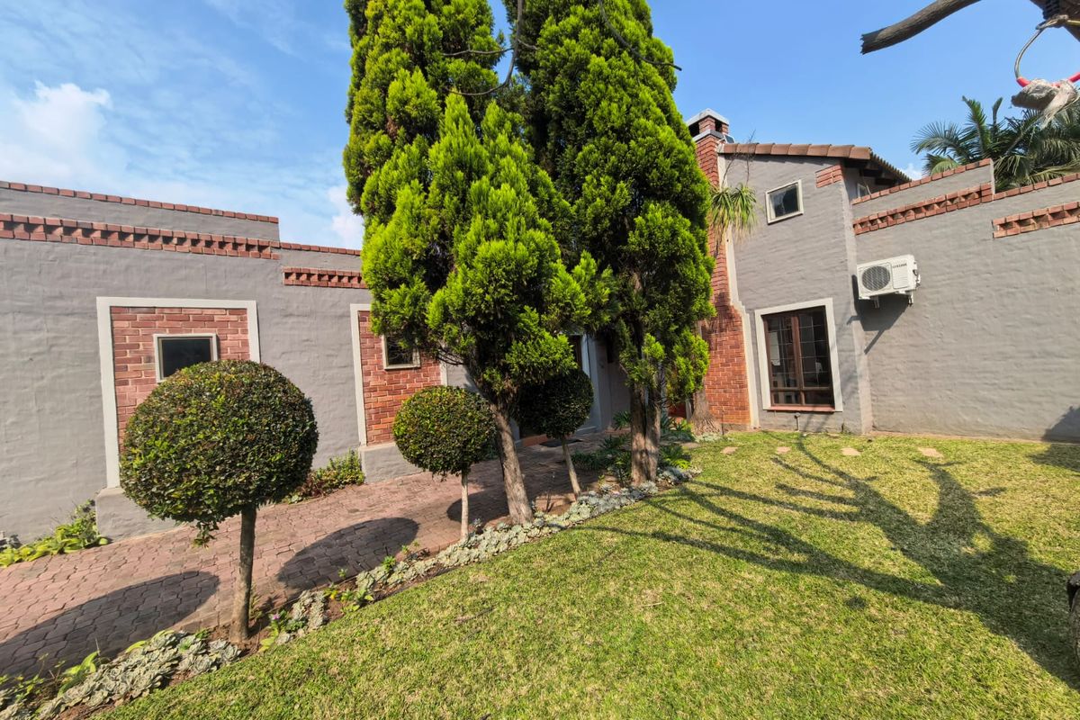 3-Bedroom Family Home in a Secure Complex - Photo 2