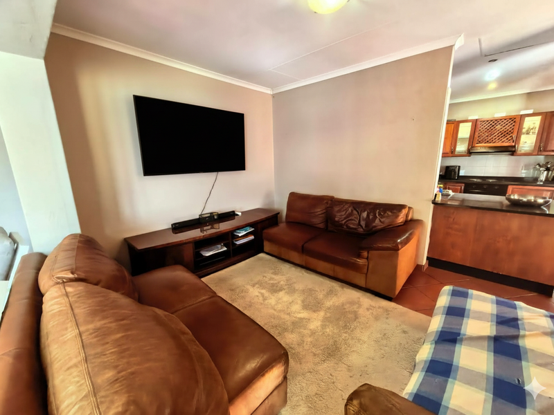 3-Bedroom Family Home in a Secure Complex - Photo 8
