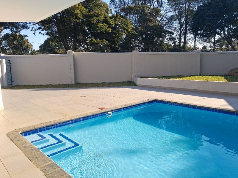 Hillcrest Central - ideal location, modern amenities - Photo 2