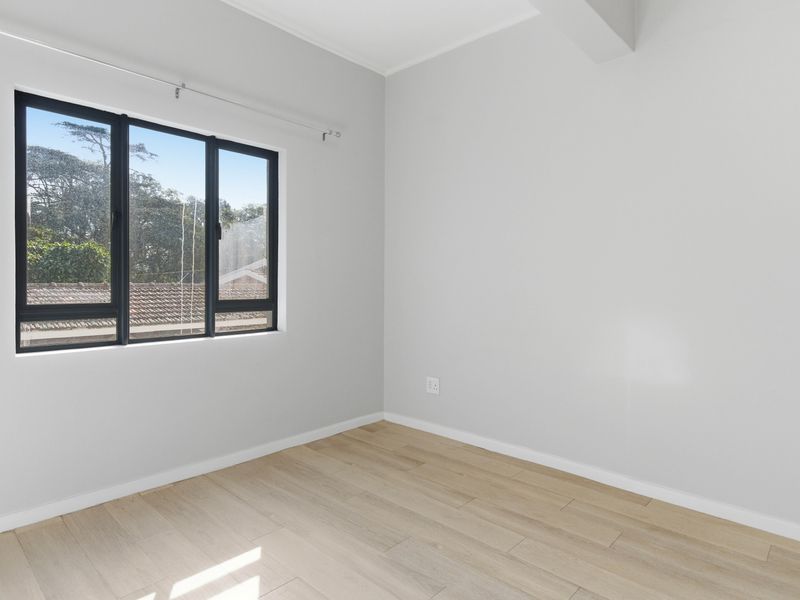 Hillcrest Central - Investor only - Ideal location, modern amenities - Photo 9