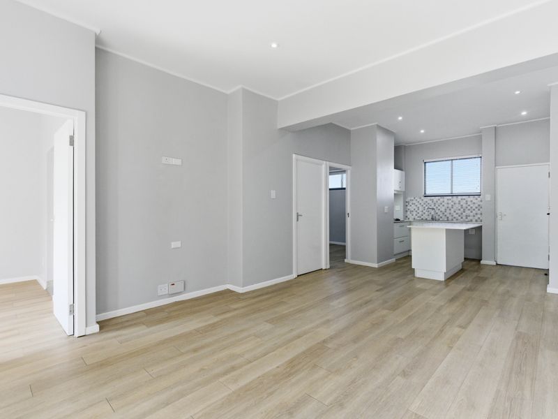 Hillcrest Central - Investor only - Ideal location, modern amenities - Photo 7