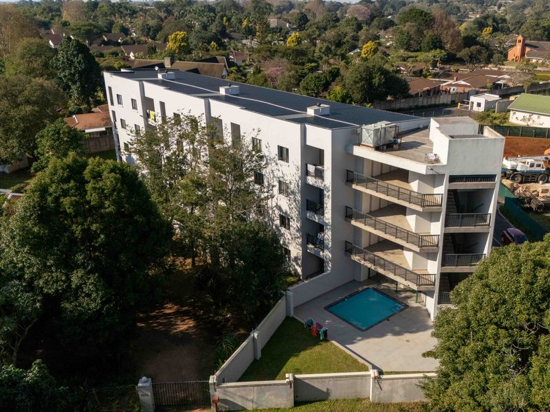 Hillcrest Central - Investor only - Ideal location, modern amenities - Photo 1