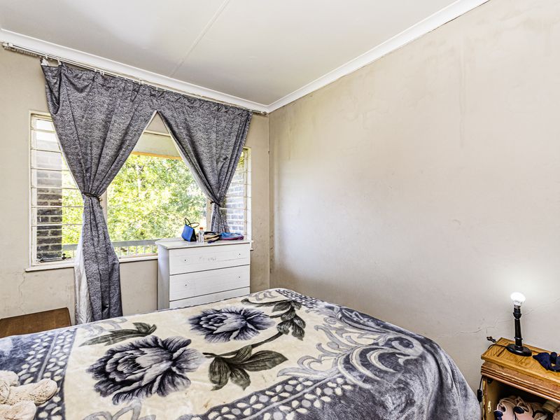 Modern 2 Bedroom Apartment – Ready for Immediate Occupation! - Photo 5