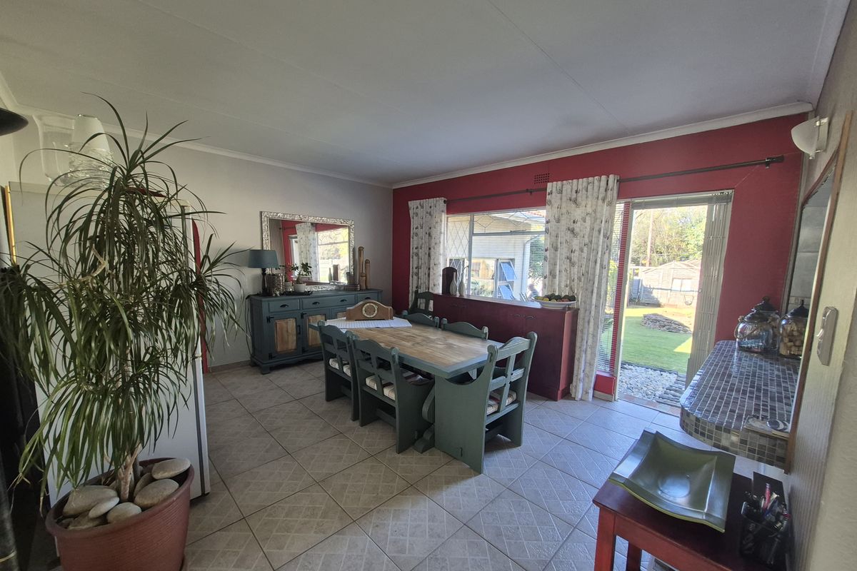 Spacious and full of charm - Photo 5