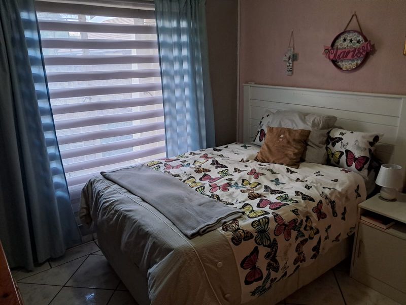 Exclusive Sole Mandate – Secure Estate Living at Its Best! - Photo 10