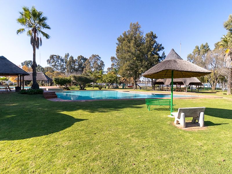 Perfect Family unit n Port O Call. Vaal Marina - Photo 8
