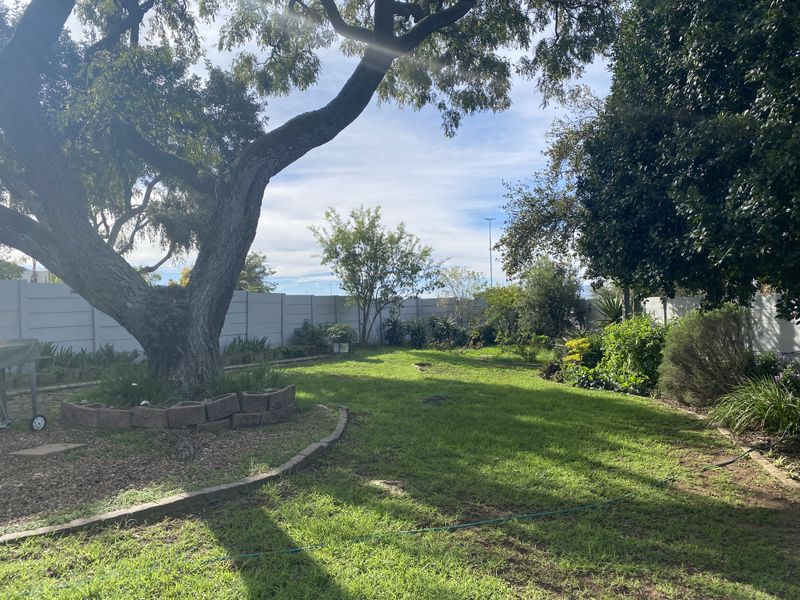 Plot and Plan opportunity in Prestigious Durbanville Hills - Photo 5