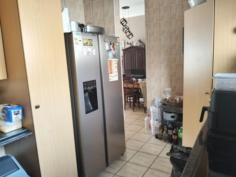 Spacious duplex in small complex in Cul de sac. - Photo 8