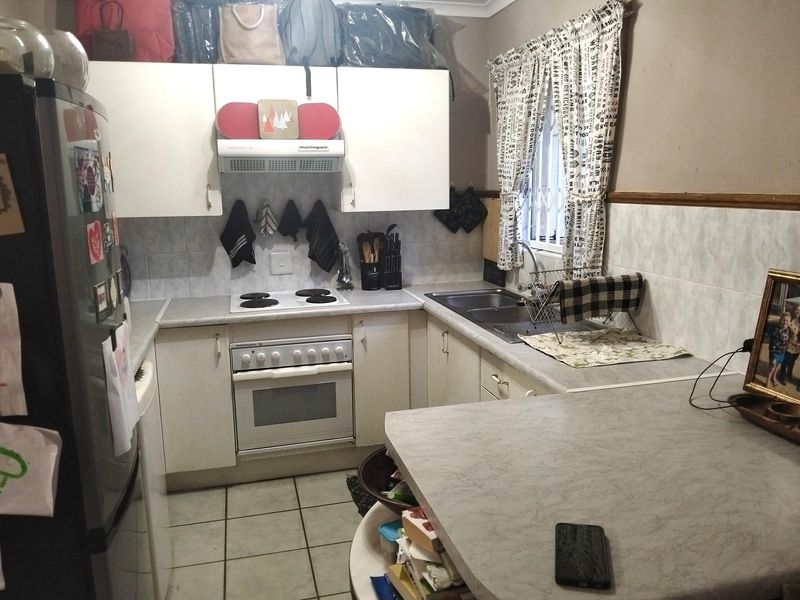 Perfect starter up or investment property! - Photo 5