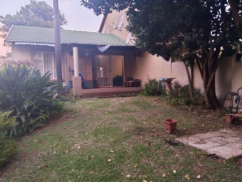 Perfect starter up or investment property! - Photo 10
