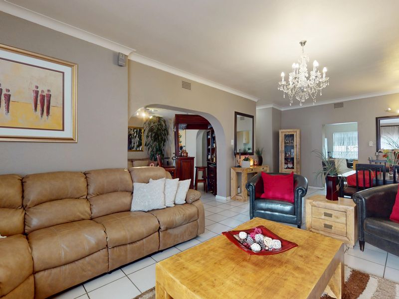 Starting to bid from R1,899,000! Non-Distressed Live Luxury Auction! - Photo 6