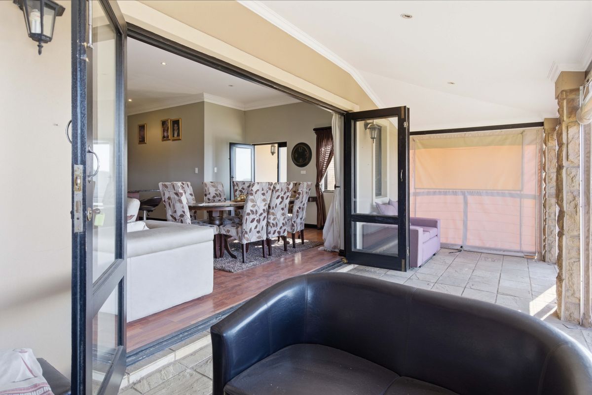 Peaceful surrounds and Country Vibes - Photo 2