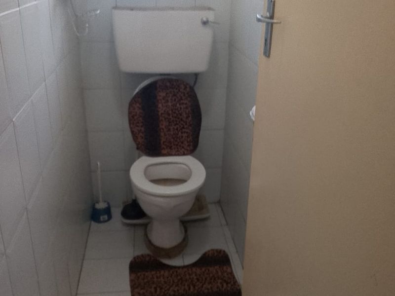 2 Spacious Bedroom Flat - Photo 7