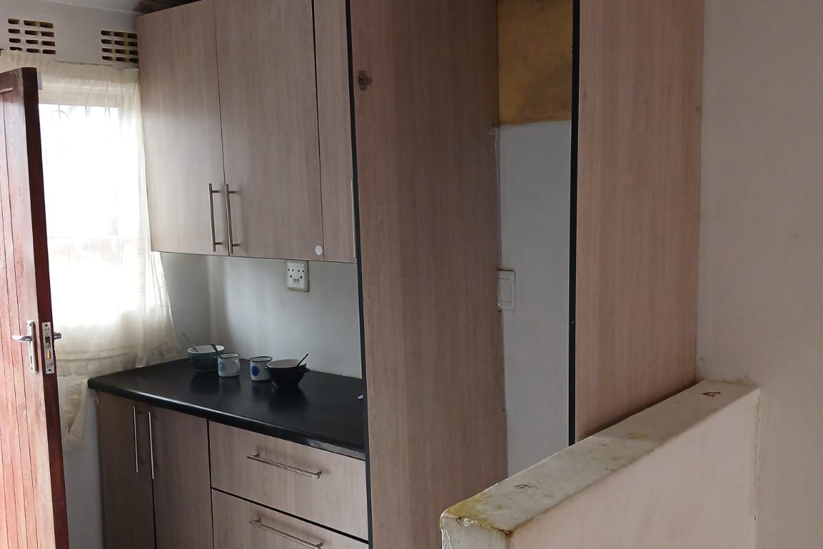 🏡 Charming 2-Bedroom Home for Rent in Rosedale, Amalinda - Photo 4