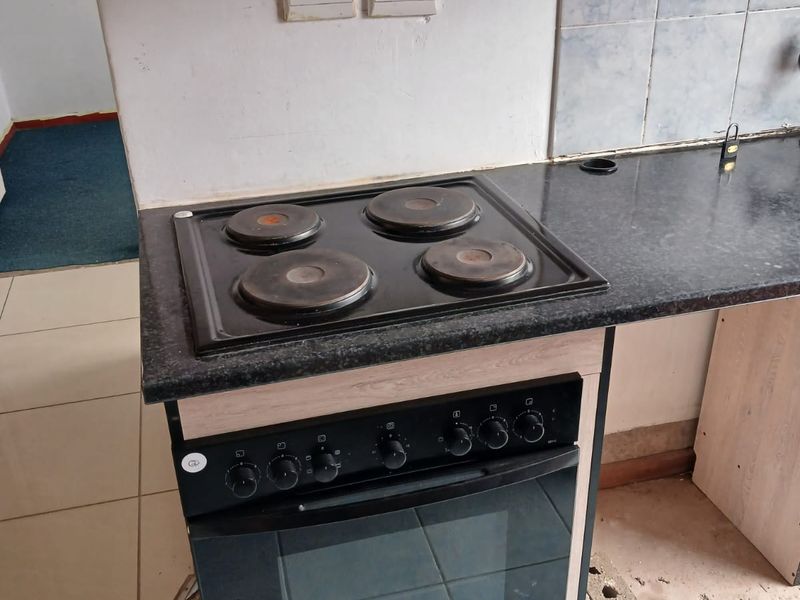 🏡 Charming 2-Bedroom Home for Rent in Rosedale, Amalinda - Photo 6